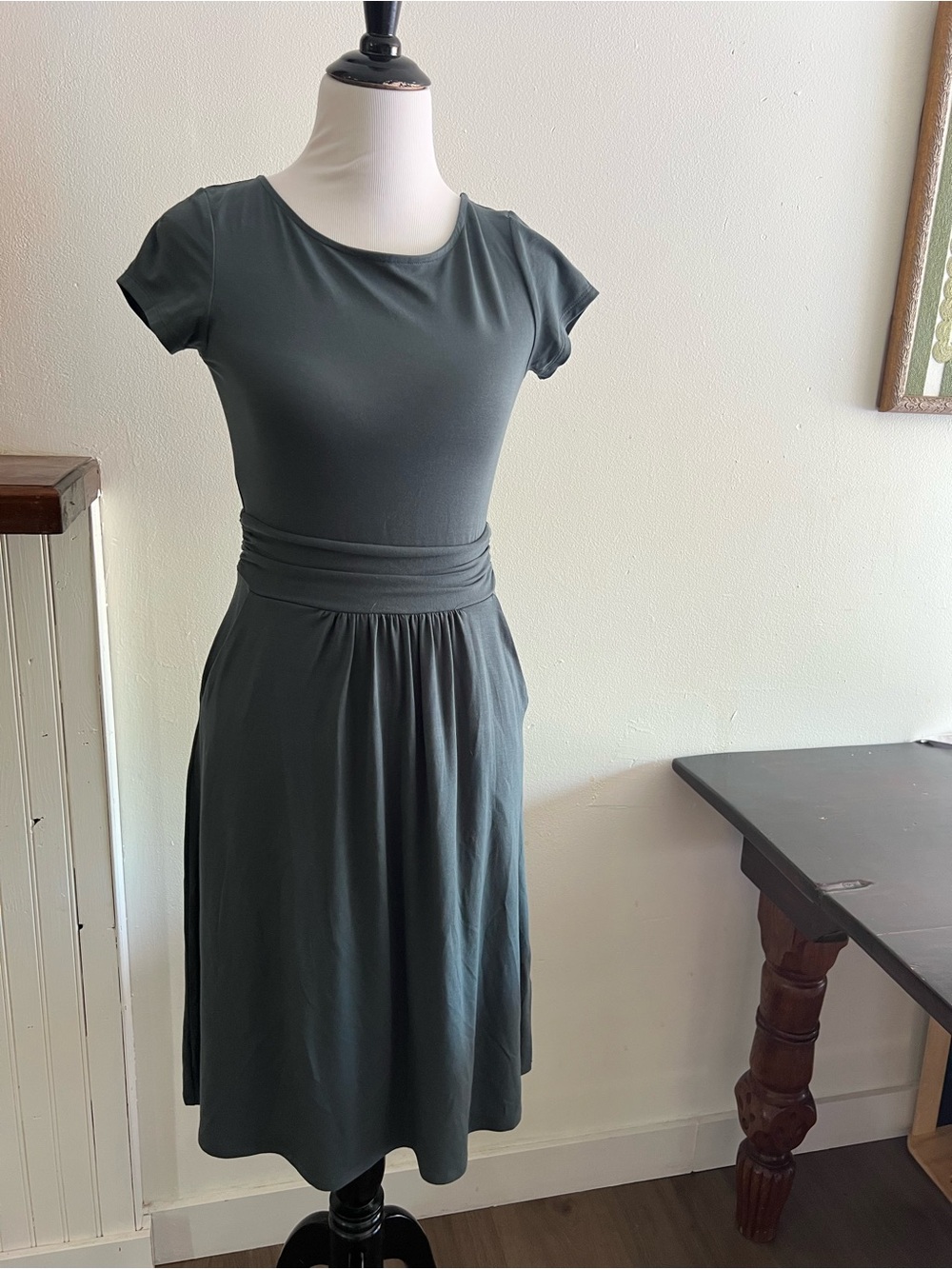 Quince Slate Grey Short-Sleeve Midi Dress